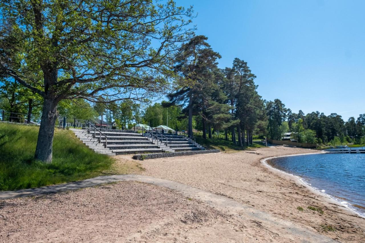 Krongarden Vandrarhem Kristinehamn Εξωτερικό φωτογραφία